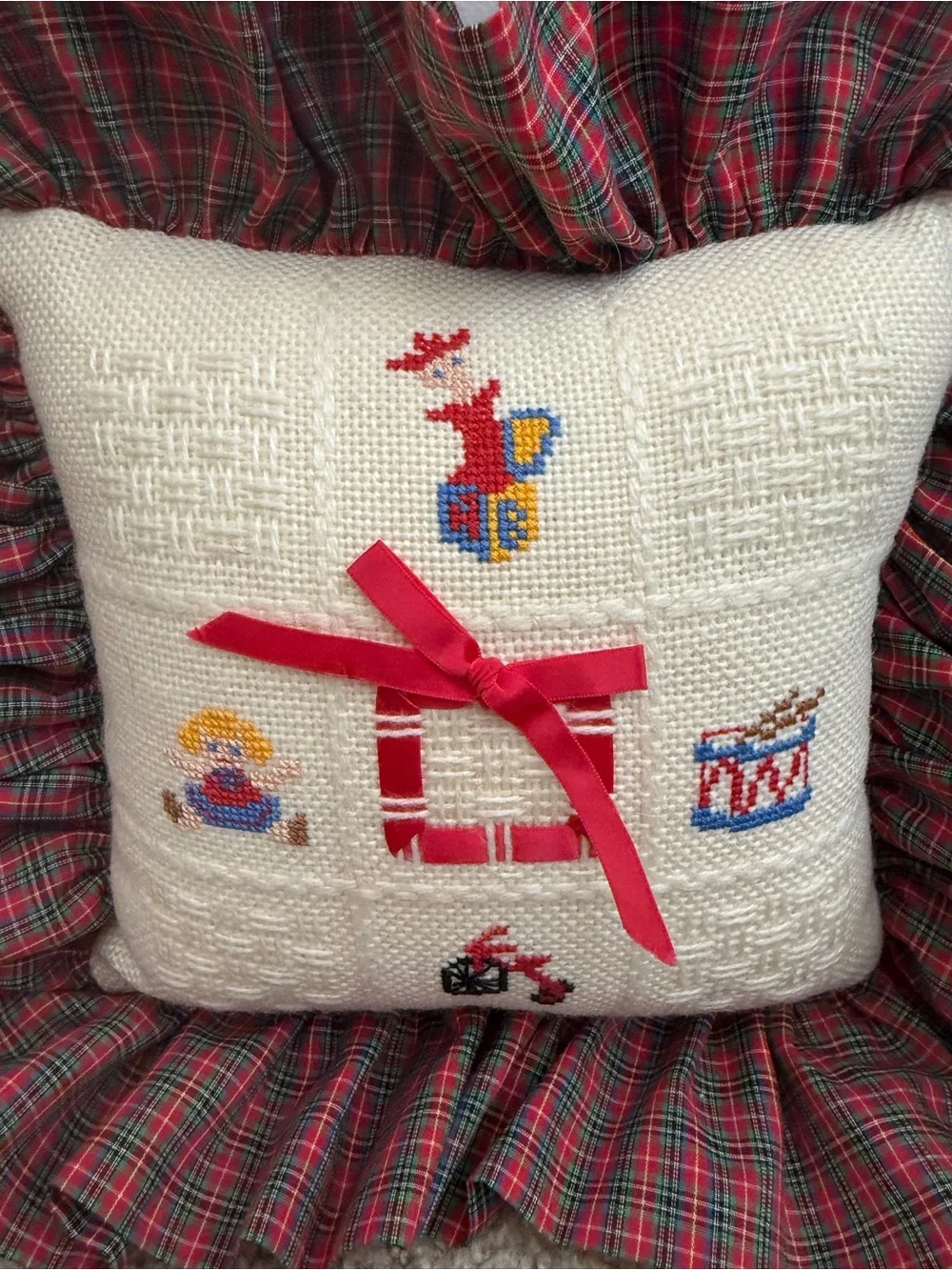 Vintage Pair Holiday Christmas Pillows